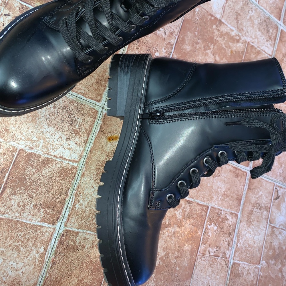 Brand new combat boots